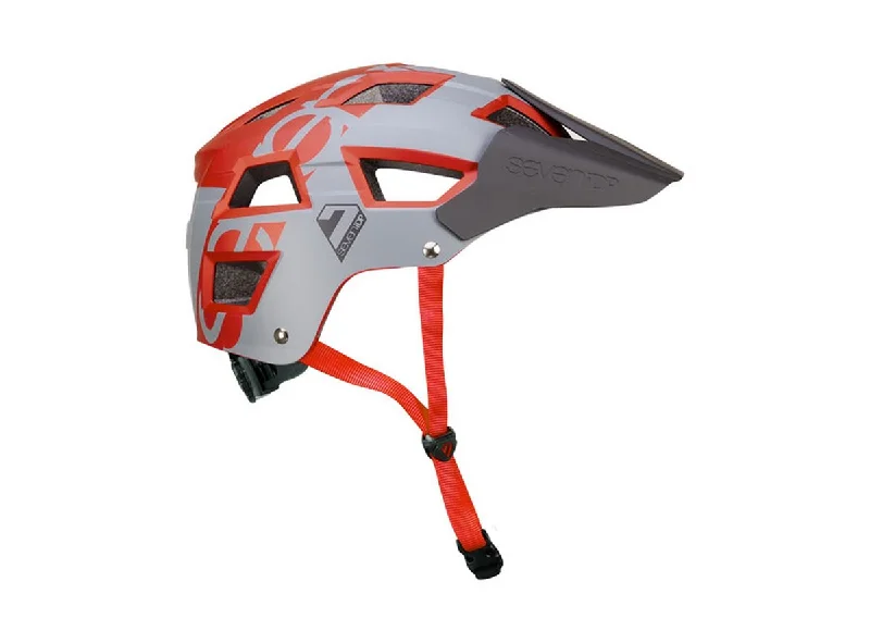 Bike helmet with thermal padding-7 iDP M5 MTB AM Helmet - Gray-Metallic-Dark Red - 2018